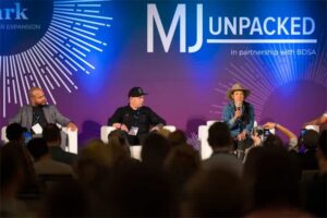 MjUnpacked