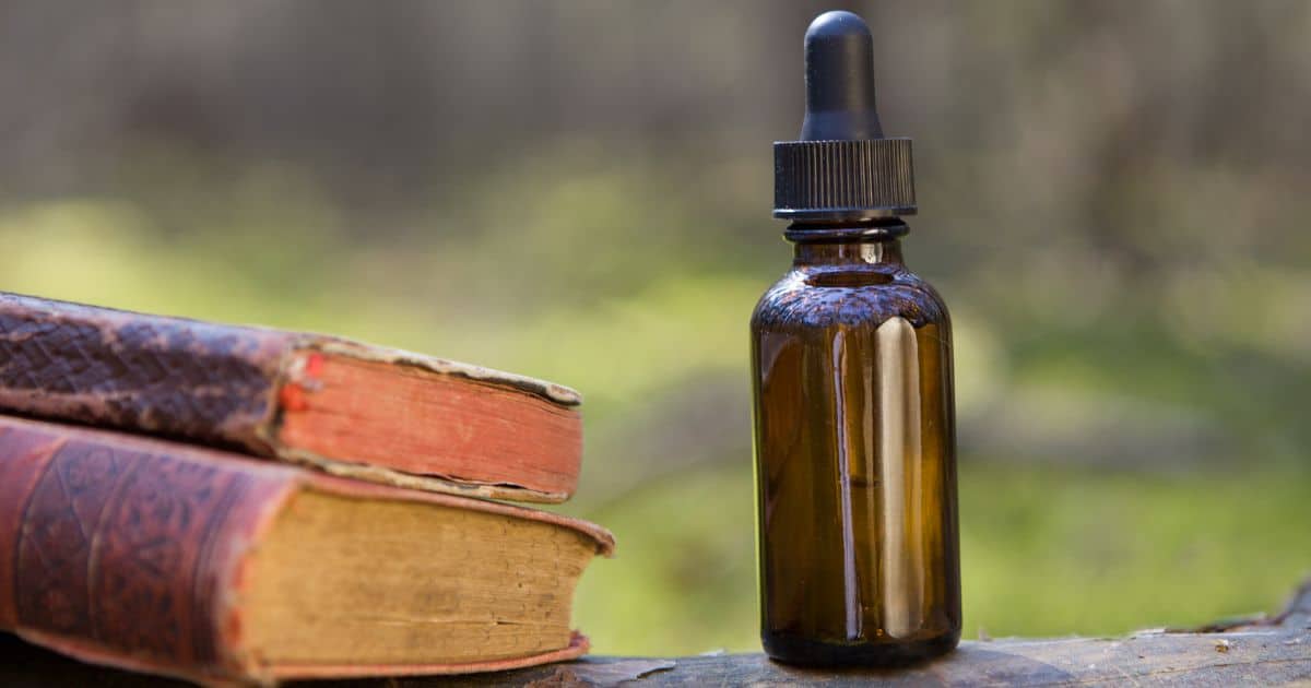Cannabis Connoisseurs What Are Cannabis Tinctures and Why Should I Add Them to My Wellness Regimen